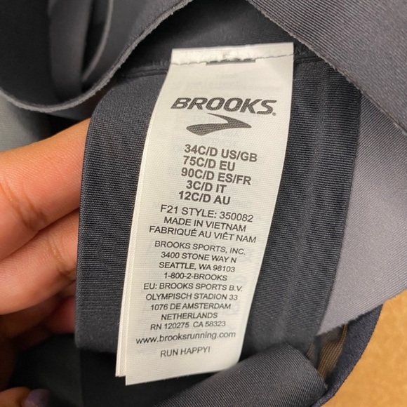 BROOKS Black Drive Interlace Run Sport Bra High
Impact Size 34C/D - Picture 9 of 15